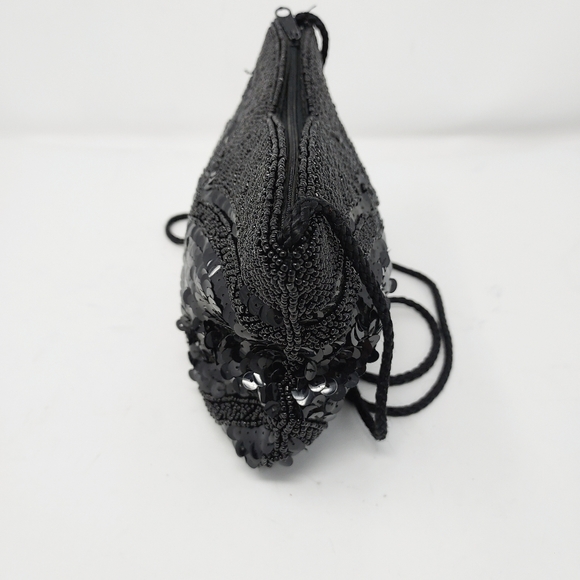 ⭐️5/$20 Black Beaded & Sequins Special Occasion Bag - Picture 6 of 6
